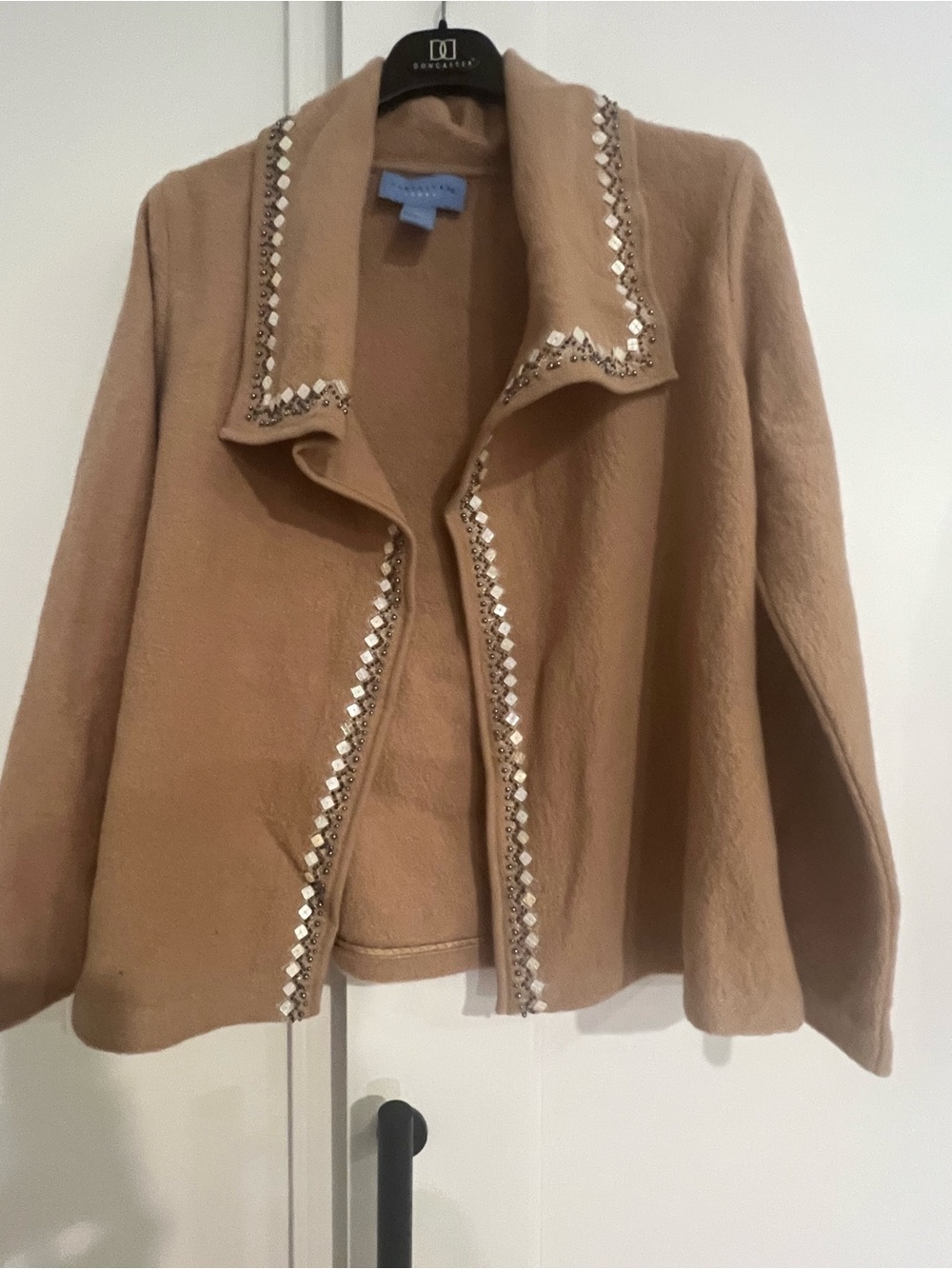 Doncaster Camel Open-Front Jacket with Pearlized  Trim l M